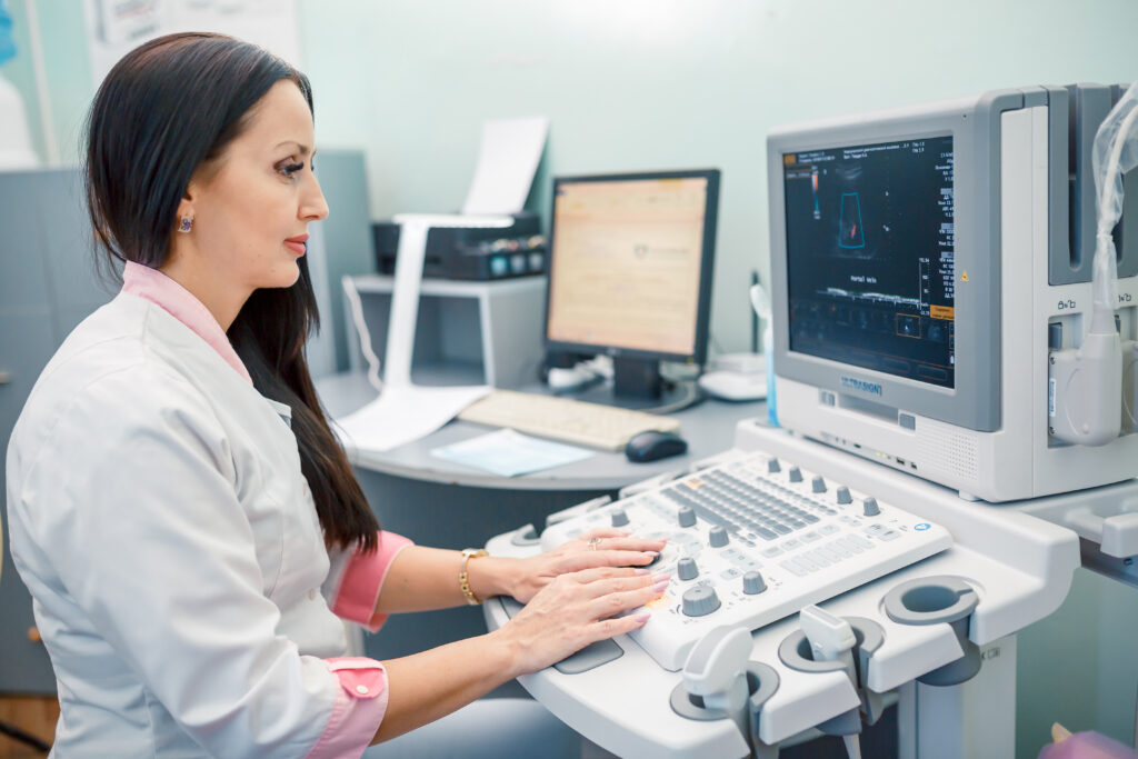 Еластометр — медичний діагностичний кабінет, який спеціалізується на еластографії печінки.